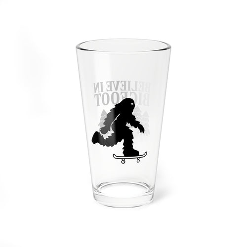 Believe Bigfoot Skates Pint Glass